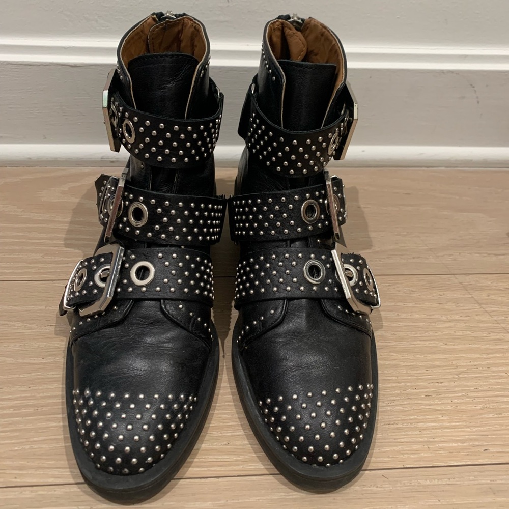 Zara Leather Ankle Boots with metallic details